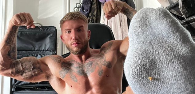 Model - Big J worship