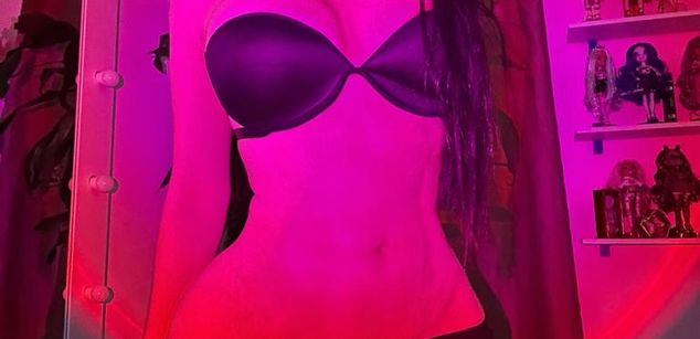 Model - Cloe whitex cei