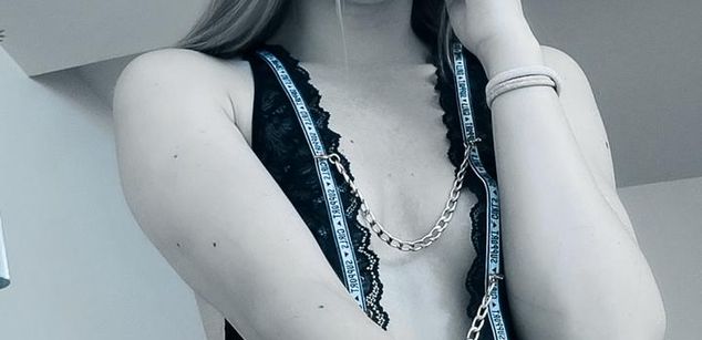 Model - AbbyReyX squirt