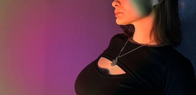 Model - NikiMoris cuteface