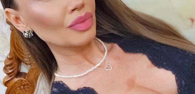 Model - SashaJaden Glam