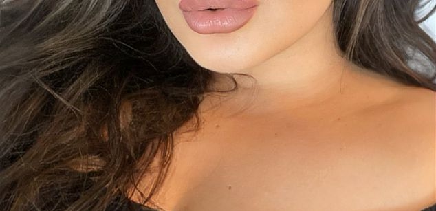 Model - Sascha Blosom BBW