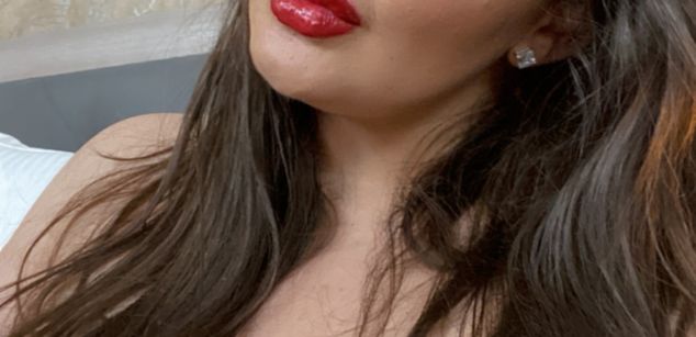 Model - Sascha Blosom BBW