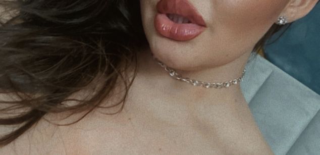 Model - Sascha Blosom BBW