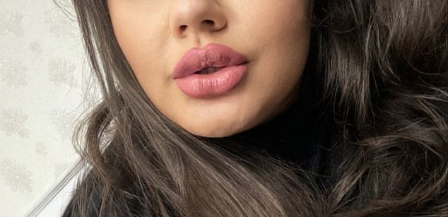 Model - Sascha Blosom BBW