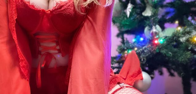 Model - Joanna bigass