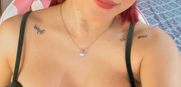 Model - vanessa hill feet