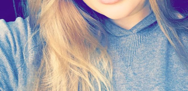 Model - Cassandra Calogera 7