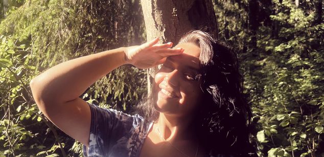 Model - Amina Lush heels