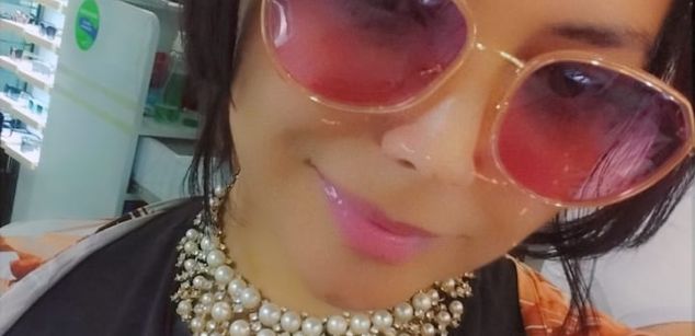 Model - AlejandraFlower bigboos