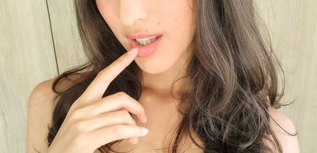 Model - Sylvie Gomez bigass