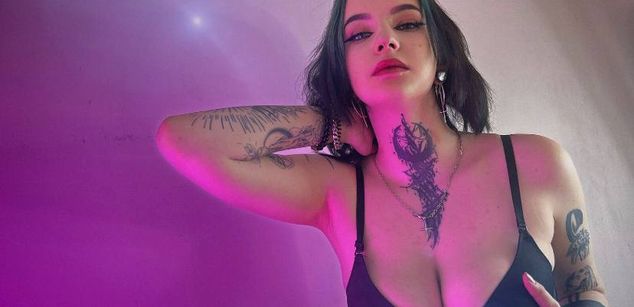 Model - TokioAsuka fingering