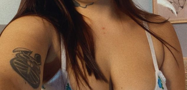 Model - Lilith Rosee bigass