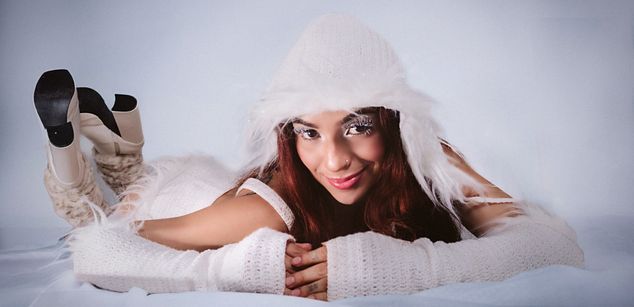 Model - AbbieRhondes fingering