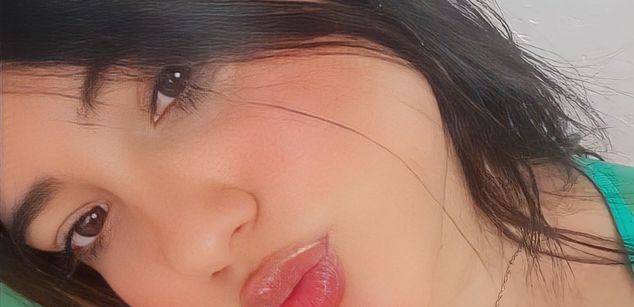 Model - Anny pink mistress