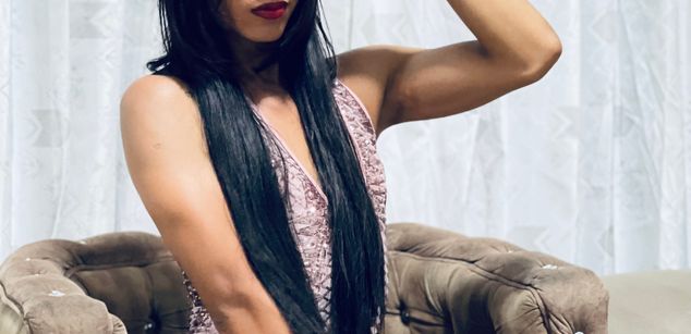 Model - MsZoehans feet