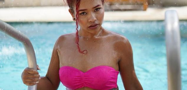 Model - Anny Williams masturbacion