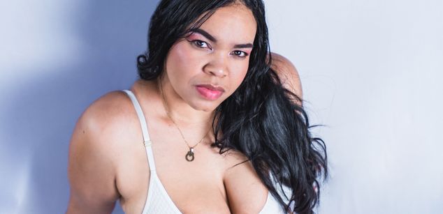 Model - Valeriee Chubby