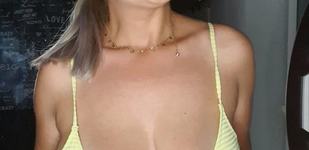 Model - MayaTrainor joi