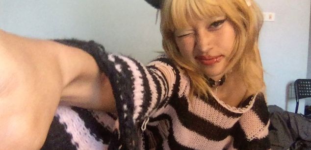 Model - nana GothGirl