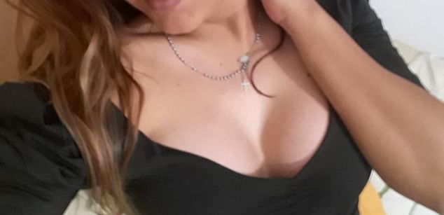 Model - AlannaStone joi