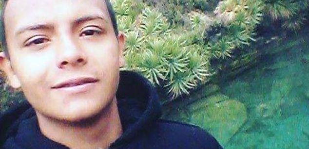 Model - BlackSavage touchme