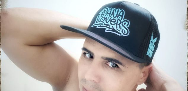 Model - Stremmer sexi