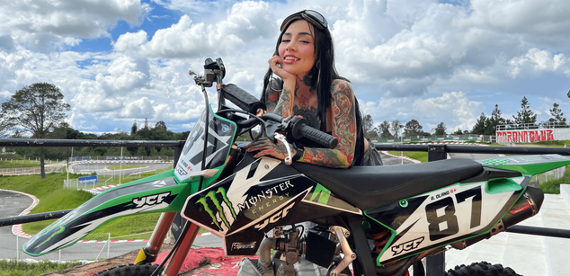 Model - Nina Danger squirt