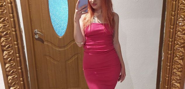 Model - RoxieJoy bigass