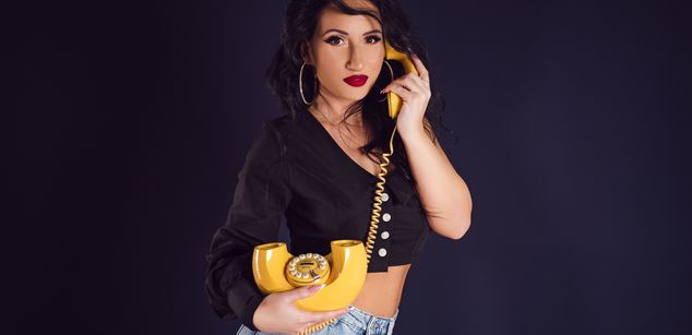 Model - BeckyShine mature