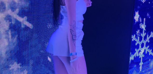 Model - KylieWhite joi