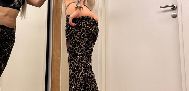 Model - ZoeyMarye naughty