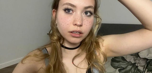 Model - AnyAmaazzy mistress