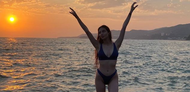 Model - Tango_mango teen