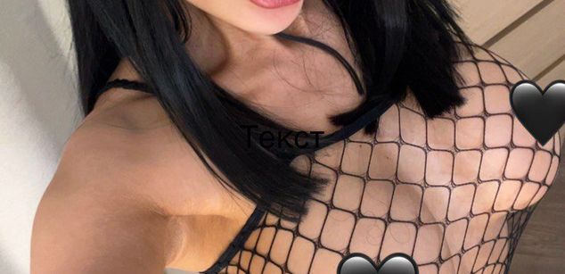 Model - kimberry brunette