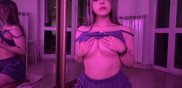 Model - Madison Meow teen