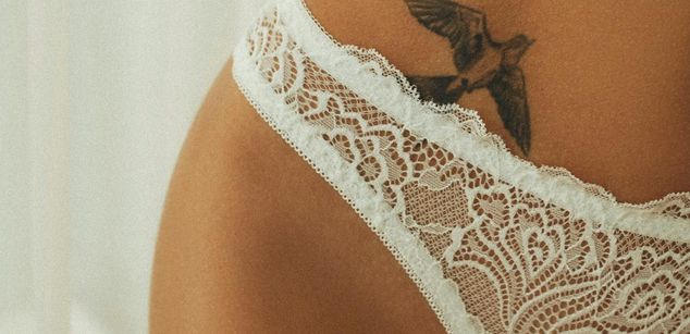 Model - Lydia Violet LOVENSE