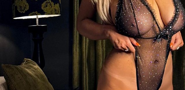 Model - AshleyPerkins slave