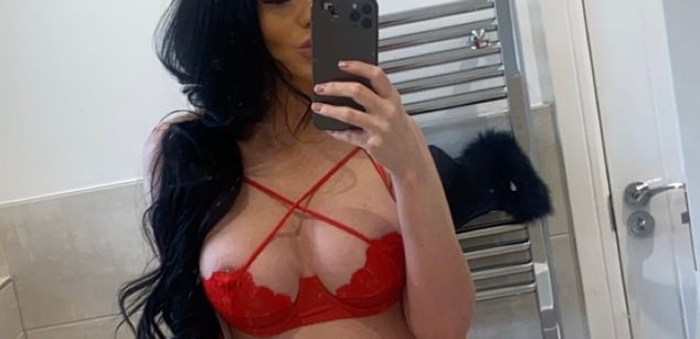 Model - Naughty_Slut_Ana_xx bigass