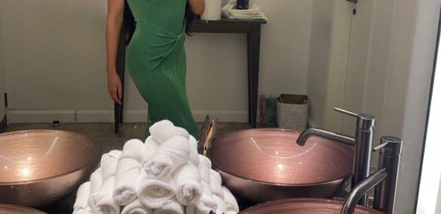 Model - Naughty_Slut_Ana_xx bigass