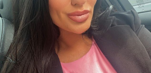 Model - Naughty_Slut_Ana_xx bigass