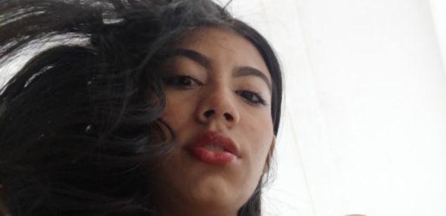 Model - Abby Gray latina