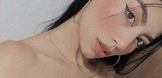 Model - Abby Gray latina