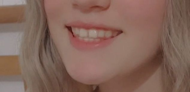 Model - Alisson Fox squirt