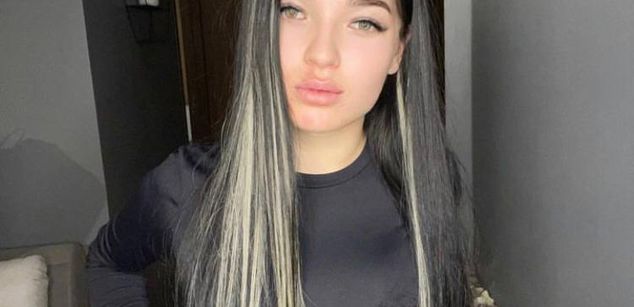 Model - Jennie_Kim smalltits