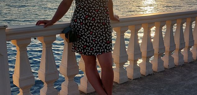 Model - Karina Hart dirty