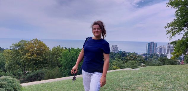 Model - Karina Hart dirty