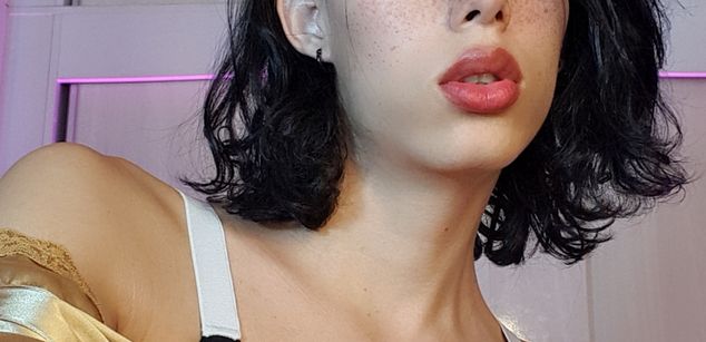 Model - Doja Alice Soto Mejia dominant