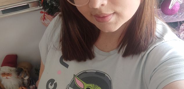 Model - Valeryvass natural