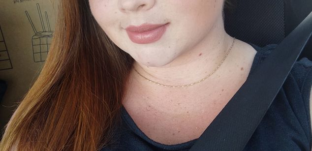 Model - Valeryvass natural